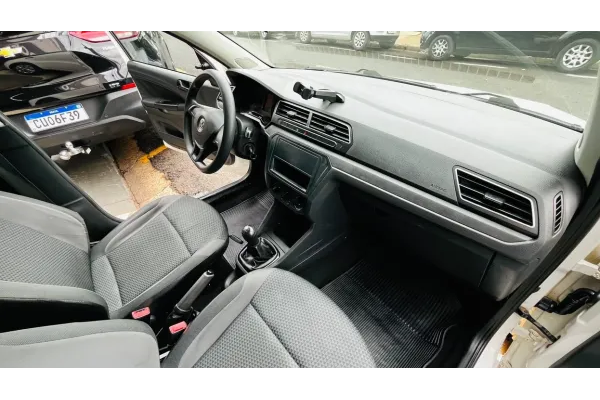 395600-volkswagen-gol-20251010105716178331