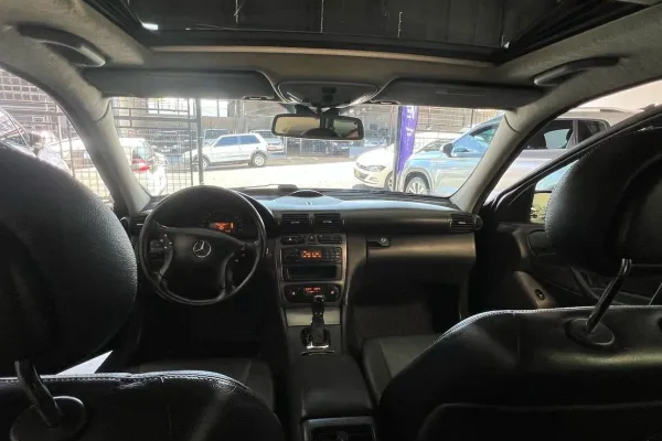 406292-mercedes-benz-c-320-20251216035035653781