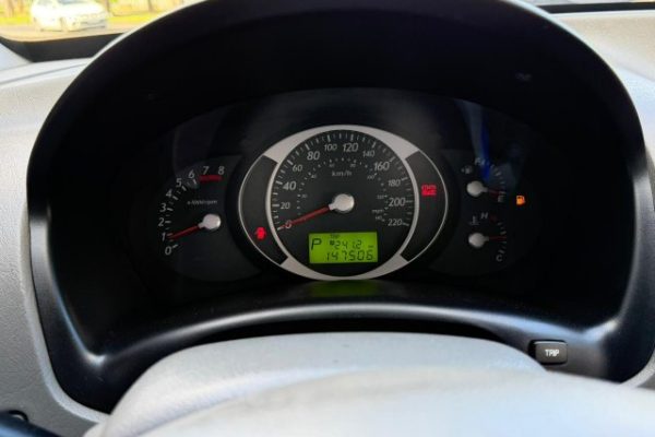 686049_6200200