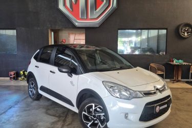 C3-Urban-Trail-2019Com-motor-1.6-flex-e-cambio-automatico-de-6-velocidade-Ar-condicionado-digita-2