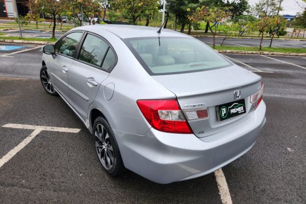 HONDA-CIVIC-2