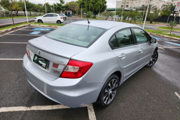 HONDA-CIVIC-4