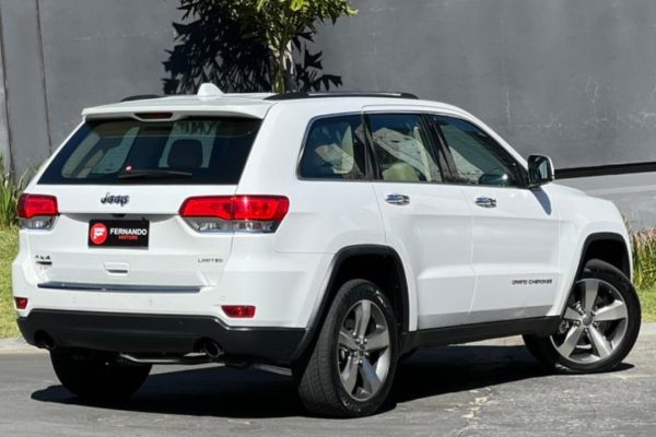 JEEP-GRAND-CHEROKEE-1