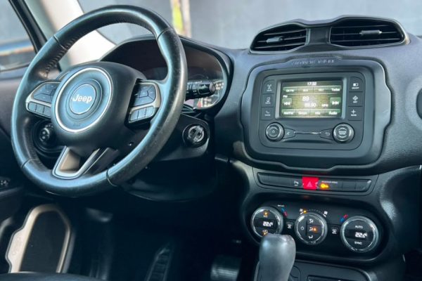 JEEP-RENEGADE-9
