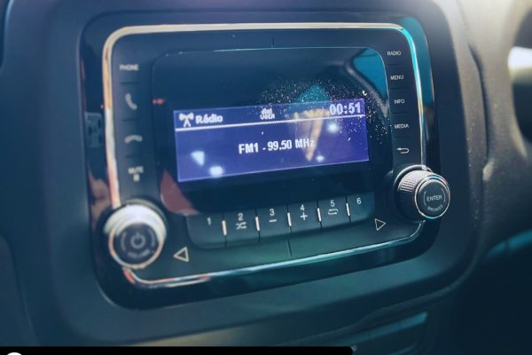 Jeep-Renegade-12