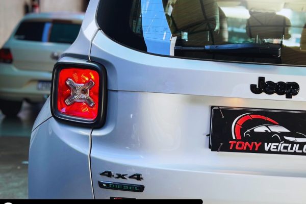 Jeep-Renegade-19