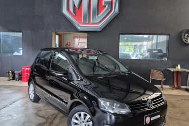 Nao-perca-esse-Fox-Prime-2012-conta-com-motor-1.6-flexCompleto-e-rodas-de-liga-leve-Estamos-em-S-1