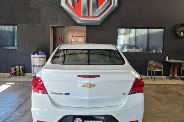 Prisma-LT-2018-Motor-1.4-flexAr-condicionadoDirecao-Hidraulica-Vidros-e-travas-eletricas-Volante-4