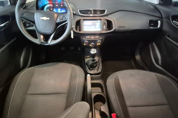 Prisma-LT-2018-Motor-1.4-flexAr-condicionadoDirecao-Hidraulica-Vidros-e-travas-eletricas-Volante-9