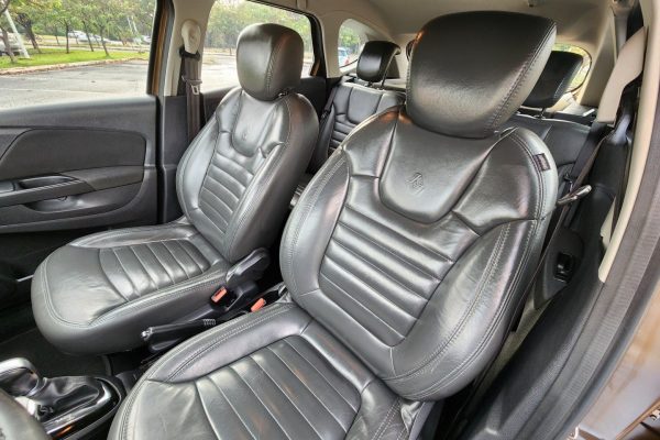 RENAULT-CAPTUR-9