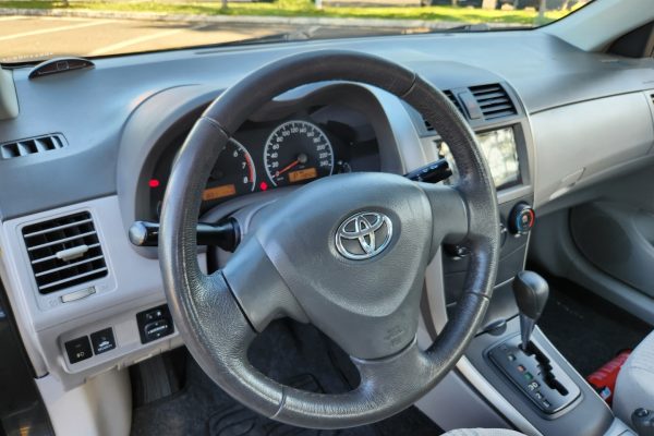 TOYOTA-COROLLA-10-1