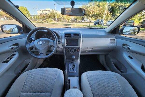 TOYOTA-COROLLA-13-1