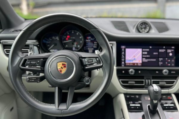 𝙀𝙓𝘾𝙇𝙐𝙎𝙄𝙑𝙄𝘿𝘼𝘿𝙀▃▃▃▃▃▃▃▃▃-Pacote-Sport-Chrono-Sistema-de-som-BOSE®️-Surround-Roda-Po-3